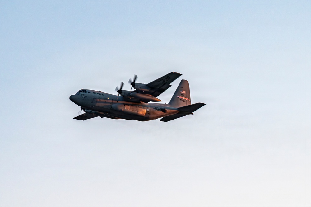 911th AES in-flight training