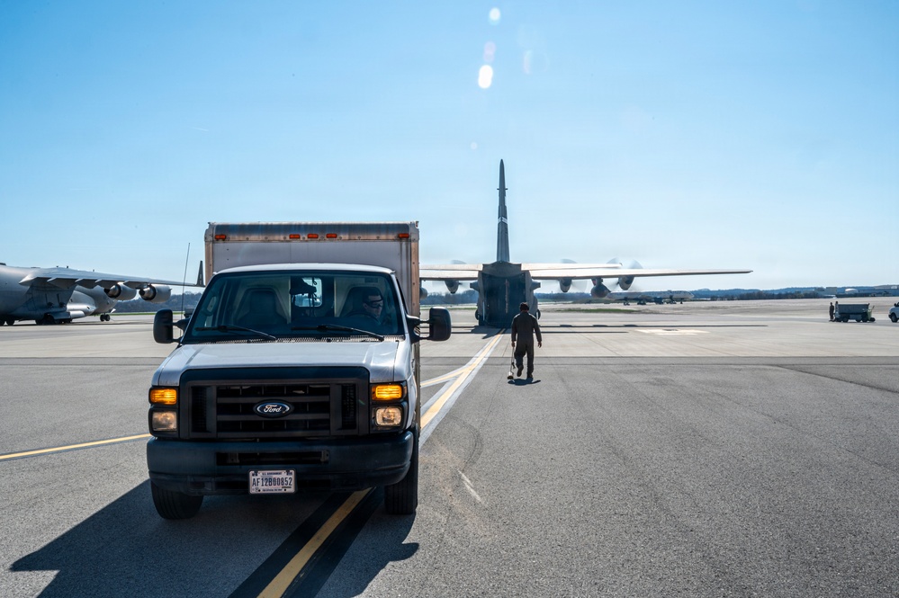 911th AES in-flight training