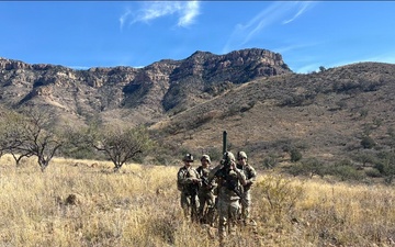 JTF-SB Service Members Utilize the Terrestrial Layered System Manpack on the Southern Border