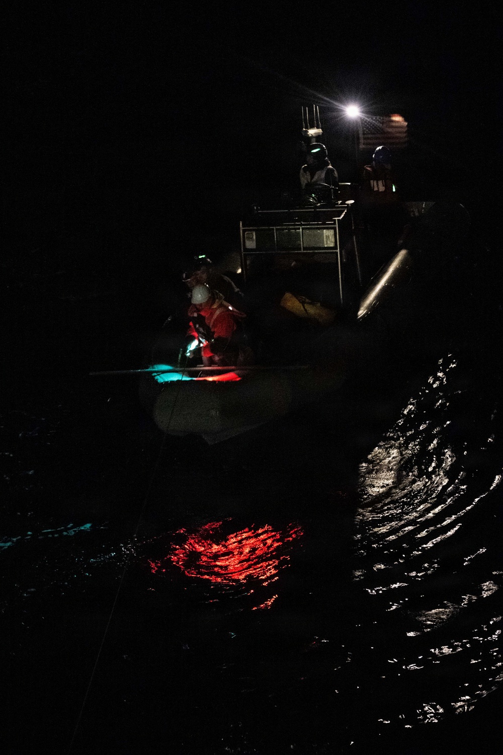 USS John P. Murtha, EODGRU1 divers, NASA Engineers recover the Orion crew module