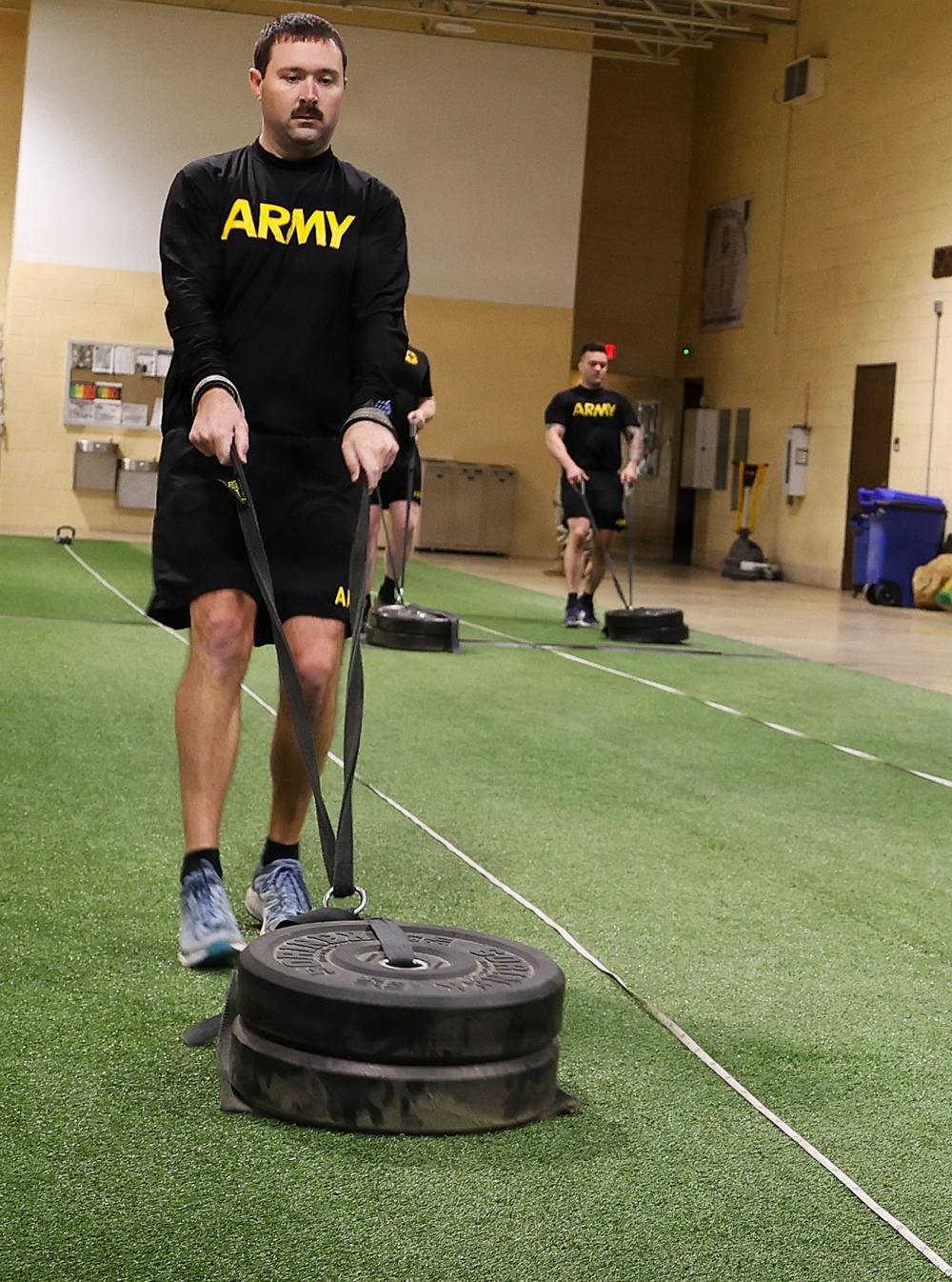 Illinois Army National Guard Headquarters Shows Endurance, Grit, During Army Fitness Test