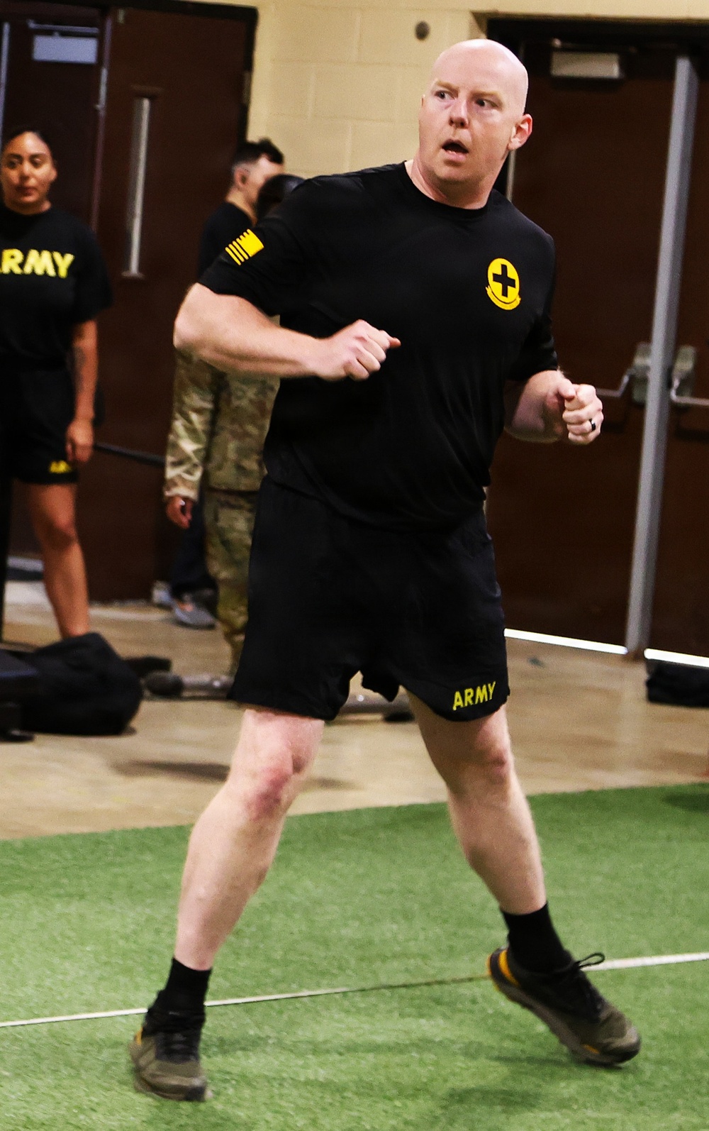 Illinois Army National Guard Headquarters Shows Endurance, Grit, During Army Fitness Test