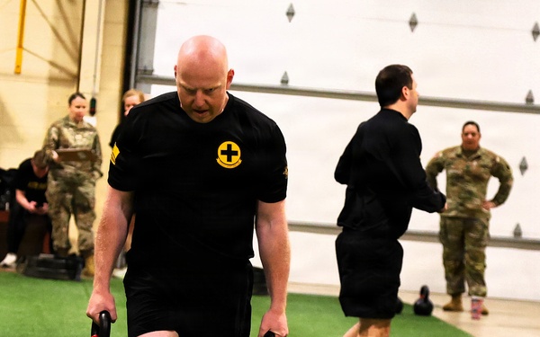 Illinois Army National Guard Headquarters Shows Endurance, Grit, During Army Fitness Test