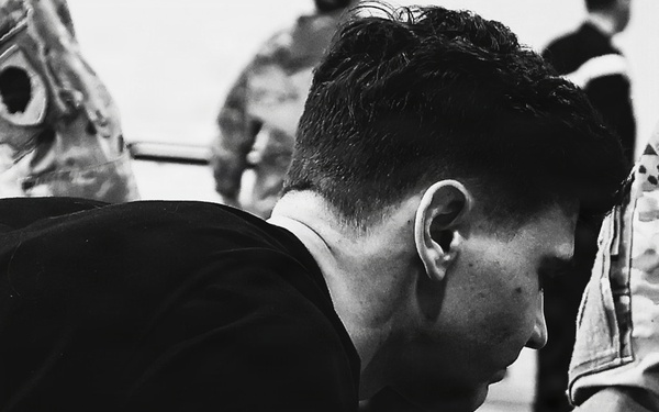 Illinois Army National Guard Headquarters Shows Endurance, Grit, During Army Fitness Test