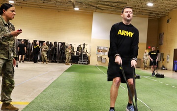 Illinois Army National Guard Headquarters Shows Endurance, Grit, During Army Fitness Test