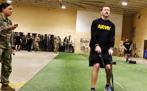 Illinois Army National Guard Headquarters Shows Endurance, Grit, During Army Fitness Test