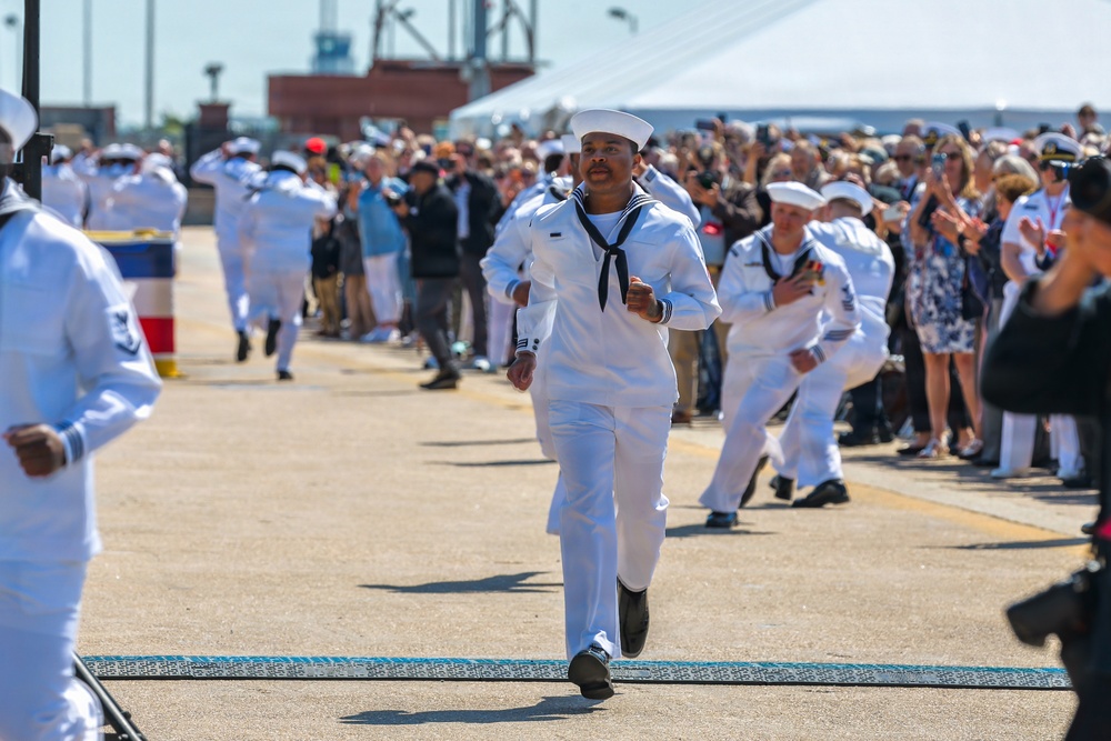 USS Harvey C. Barnum (DDG 124) Commissioning Ceremony
