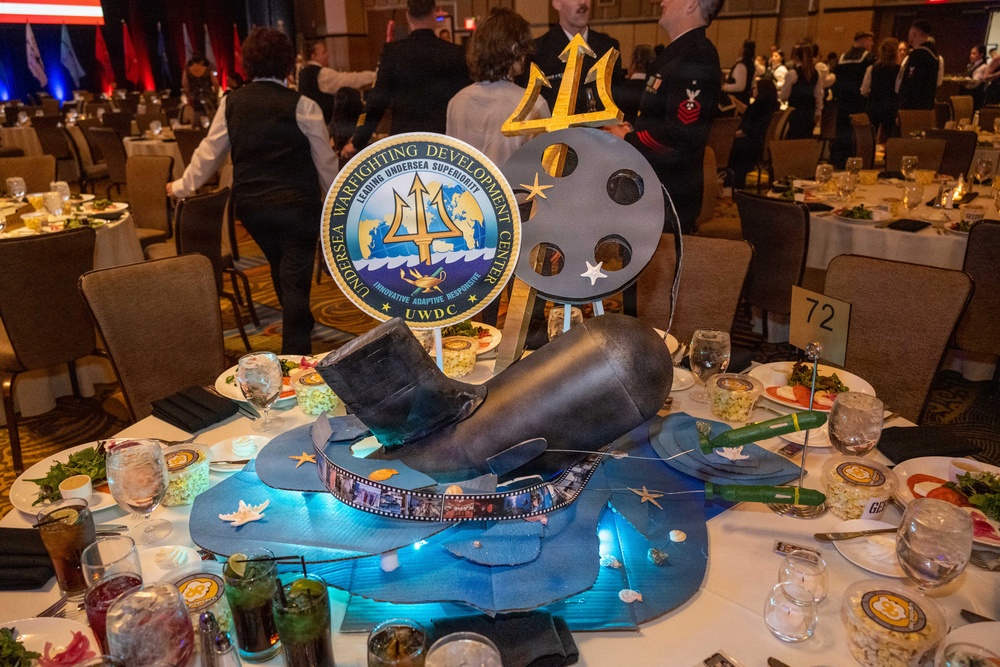 CNO delivers remarks at the Groton Area Submarine Birthday Ball