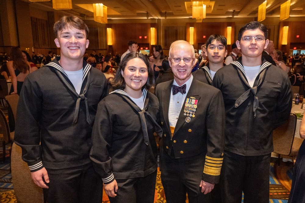 CNO delivers remarks at the Groton Area Submarine Birthday Ball