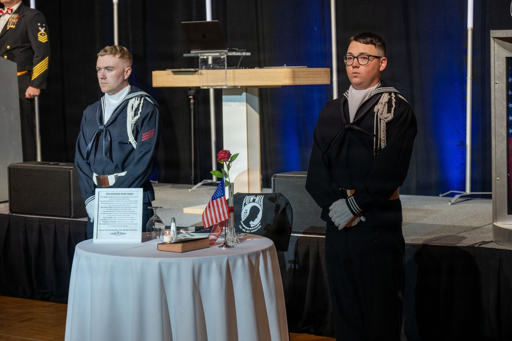 CNO delivers remarks at the Groton Area Submarine Birthday Ball