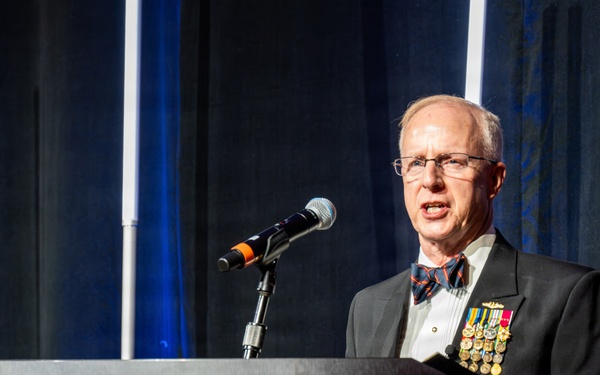 CNO delivers remarks at the Groton Area Submarine Birthday Ball