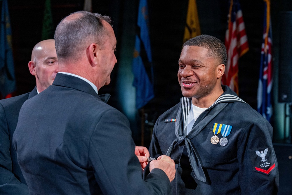 CNO delivers remarks at the Groton Area Submarine Birthday Ball