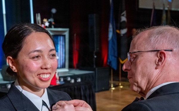 CNO delivers remarks at the Groton Area Submarine Birthday Ball