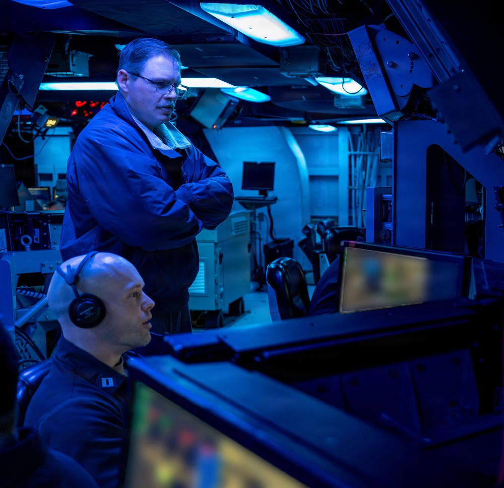 USS Milius (DDG 69) Combat Information Center