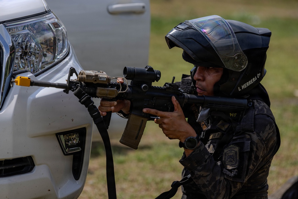U.S. Air Force and Servicio de Protección Institucional Build Partnership in Panama