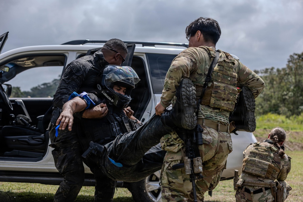 U.S. Air Force and Servicio de Protección Institucional Build Partnership in Panama