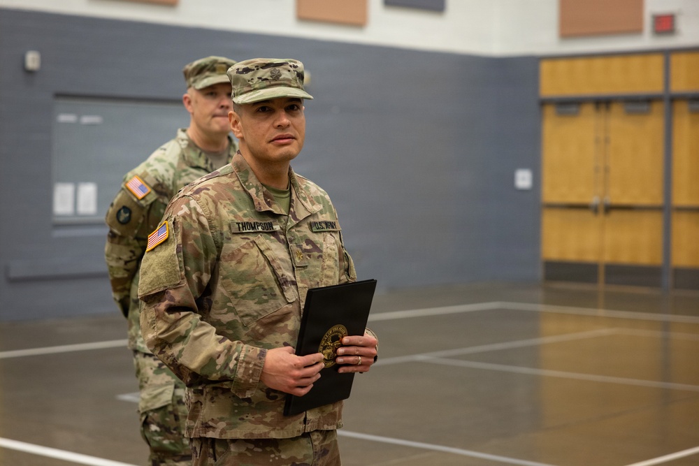 Soldier receives Minnesota Achievement Ribbon