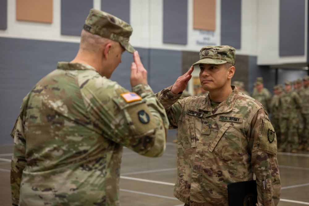 Soldier receives Minnesota Achievement Ribbon
