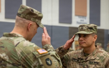 Soldier receives Minnesota Achievement Ribbon