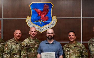 Tinker Chiefs Group Honors Everett Folsom-Feldt with Chiefs’ Choice Award at Tinker Air Force Base