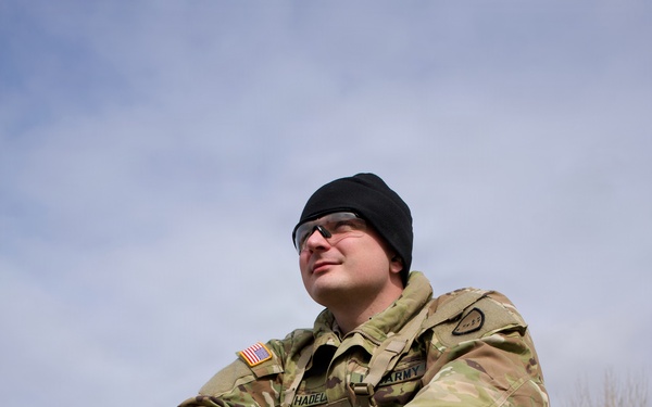 910th Engineer Support Company Soldiers sharpen marksmanship skills