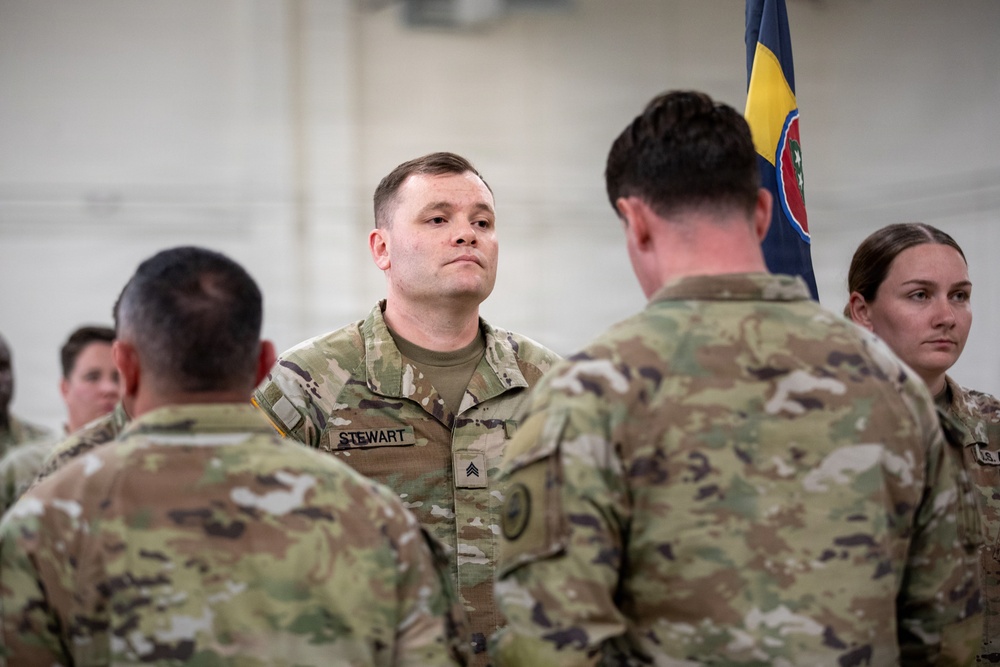 301st HHD recognizes Soldiers