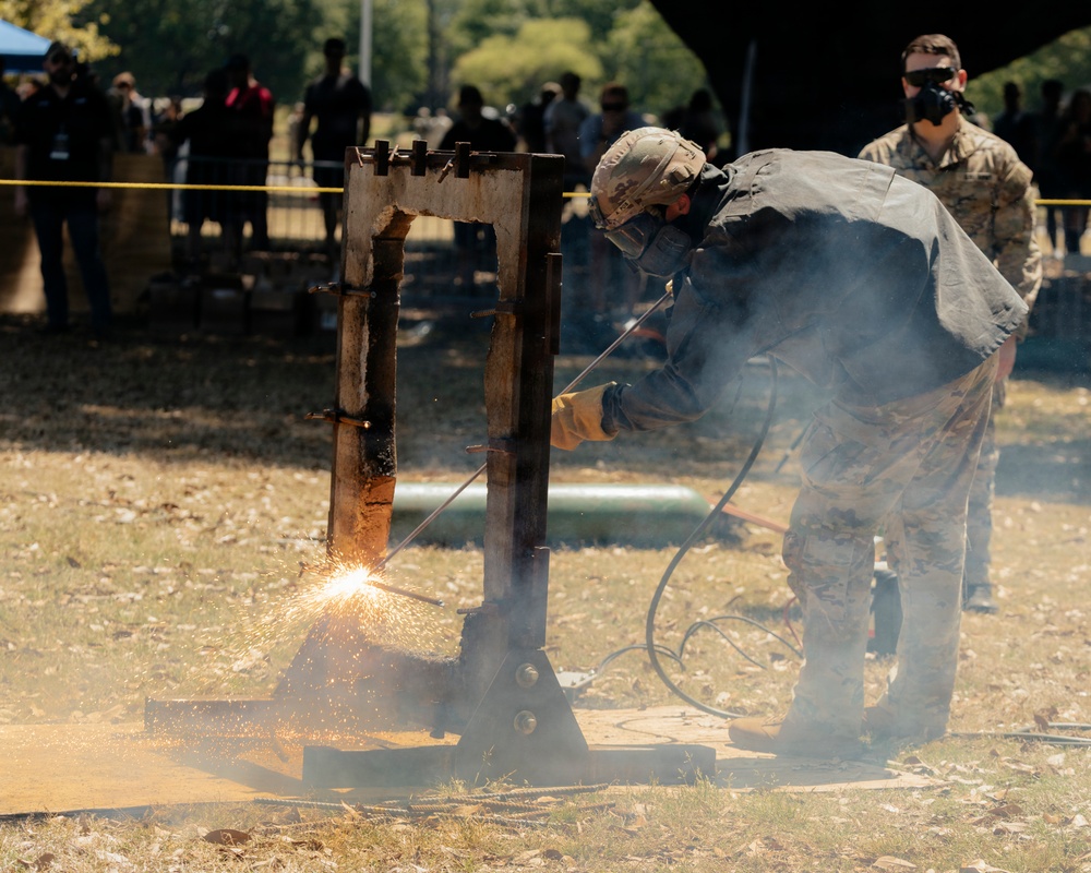 7th Infantry Division Soldiers Compete in the Best Ranger Competition