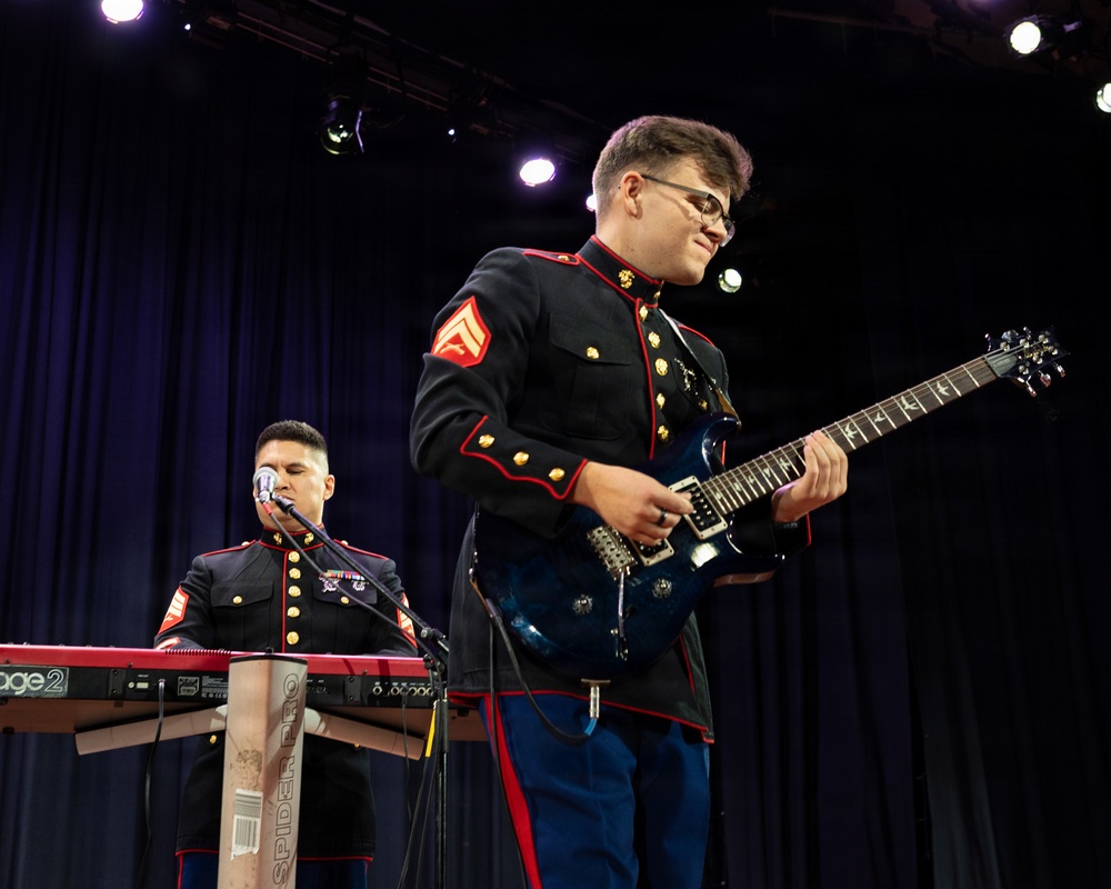 Marine Band San Diego Performs at Sheboygan Falls High School