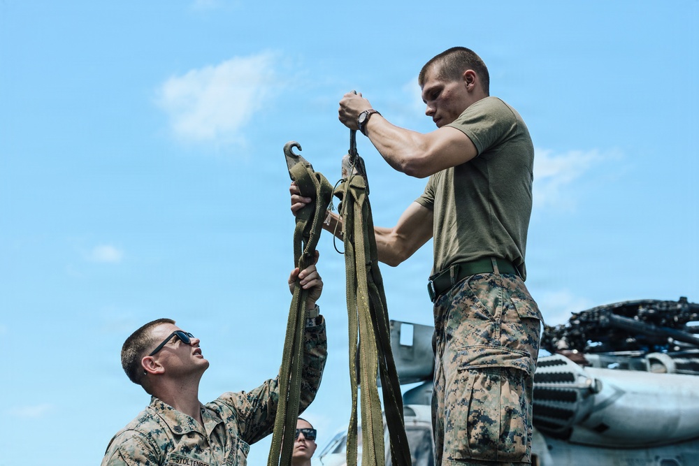 11th MEU Marines Conduct Cargo Loading Exercise Aboard USS Portland
