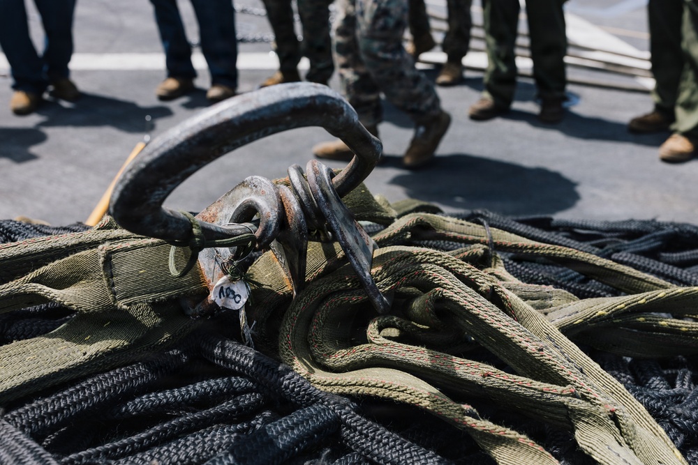 11th MEU Marines Conduct Cargo Loading Exercise Aboard USS Portland