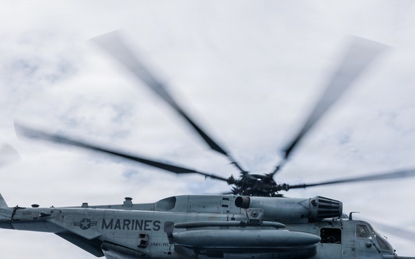 11th MEU Marines, Sailors Conduct Flight Operations Aboard USS Portland