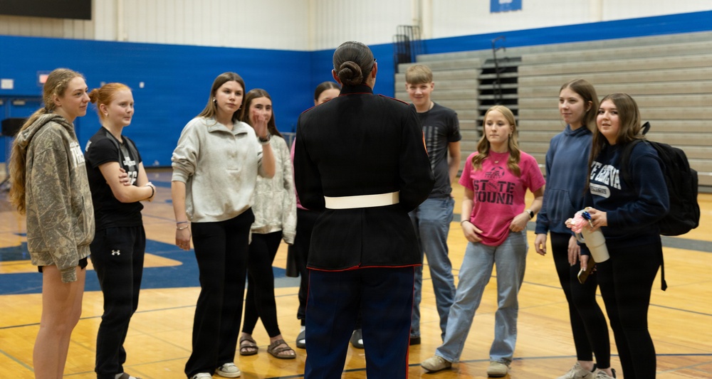 Marine Band San Diego Performs at Random Lake High School