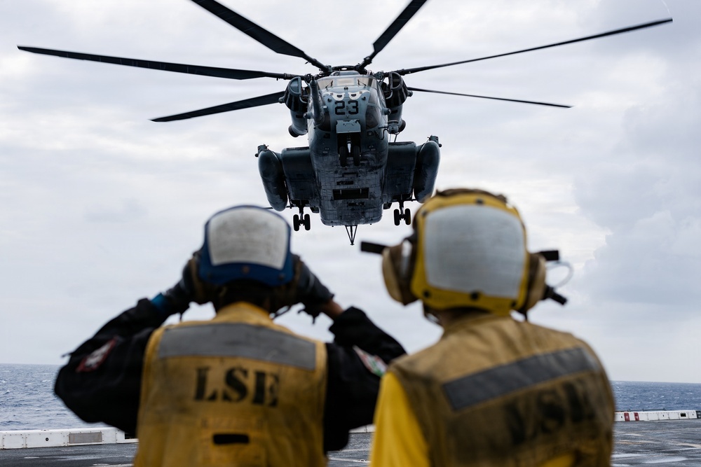 11th MEU Marines, Sailors Conduct Flight Operations Aboard USS Portland