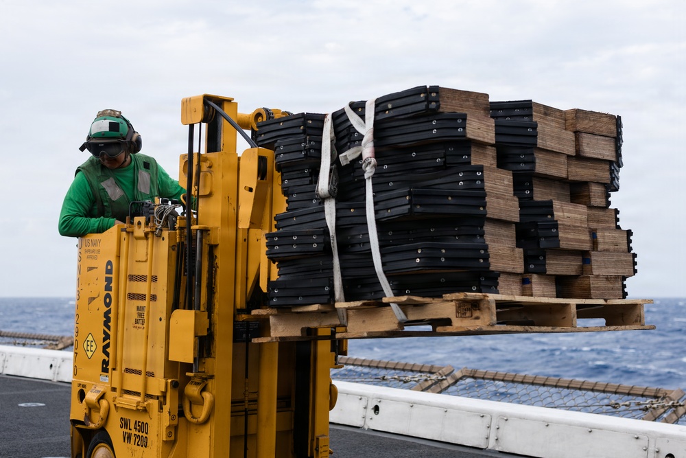 11th MEU Marines, Sailors Conduct Flight Operations Aboard USS Portland