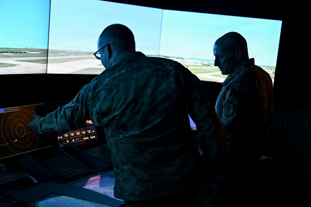 7th AF command chief immerses with the 8th OG