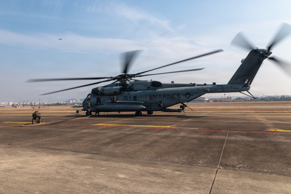 HMH-466, ROK Marine Corps practice aerial gunnery
