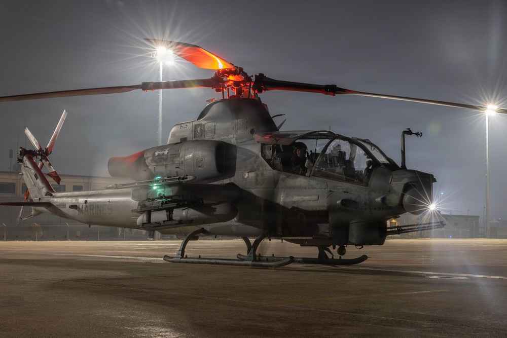 HMLA-369 maintains aircraft on Osan Air Base