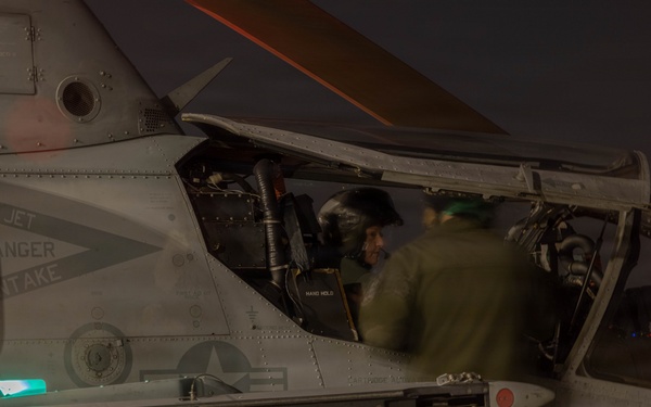 HMLA-369 maintains aircraft on Osan Air Base