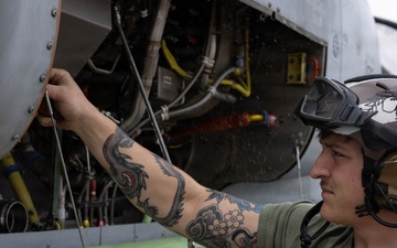 HMLA-369 maintains aircraft on Osan Air Base
