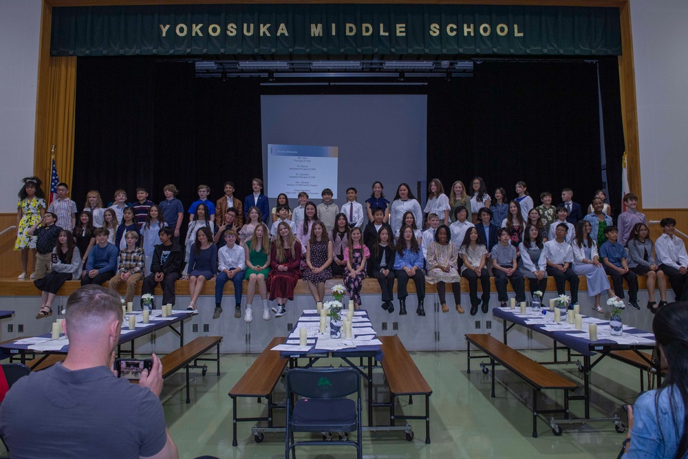 Yokosuka Middle School Holds National Junior Honor Society Cermeony