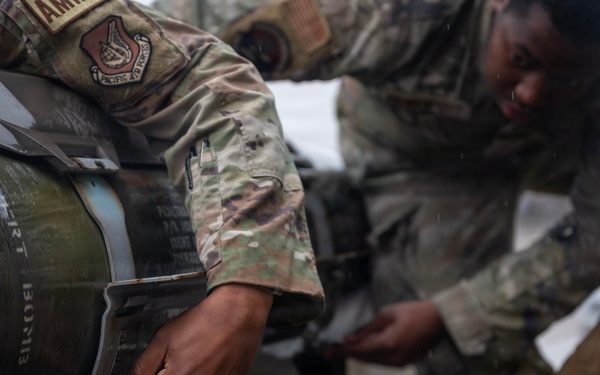 1Q Ammo Bomb Building and Loading Competition