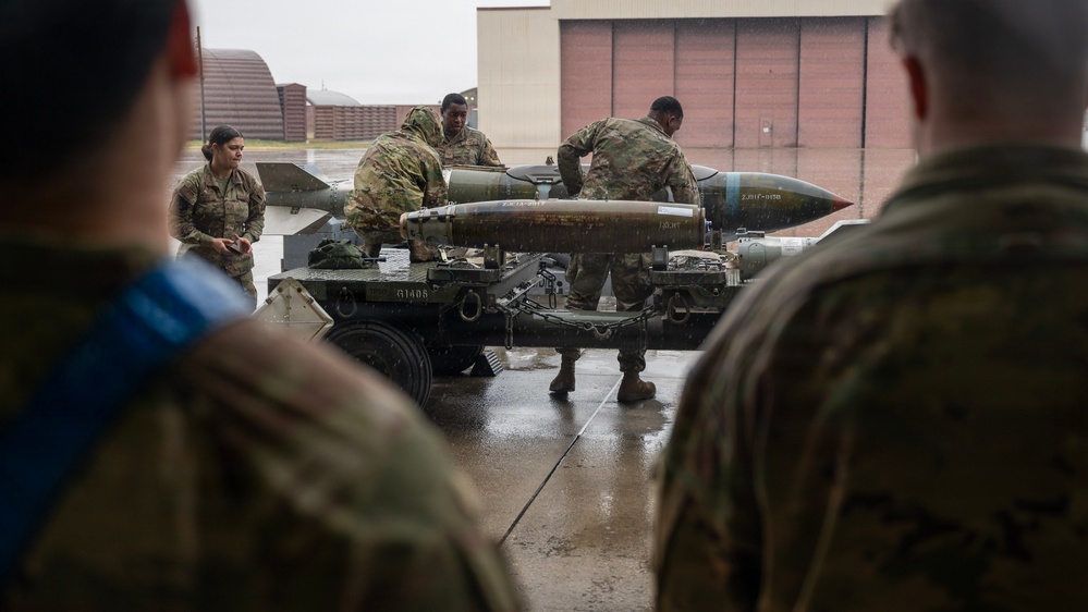 1Q Ammo Bomb Building and Loading Competition