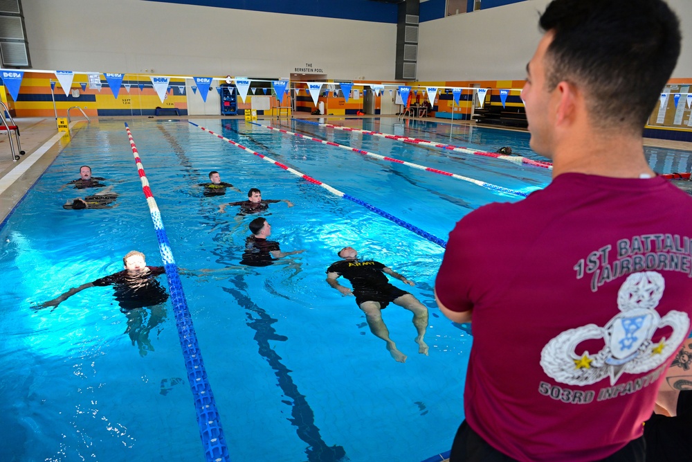 173rd Airborne Brigade Conducts Wet Silk Training