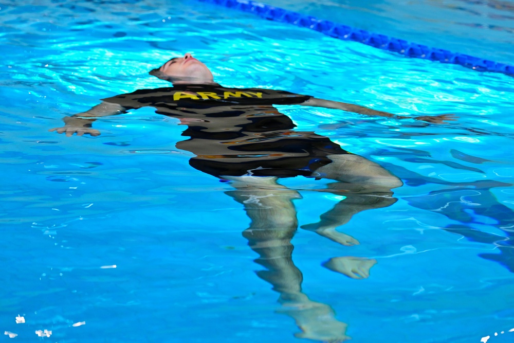 173rd Airborne Brigade Conducts Wet Silk Training