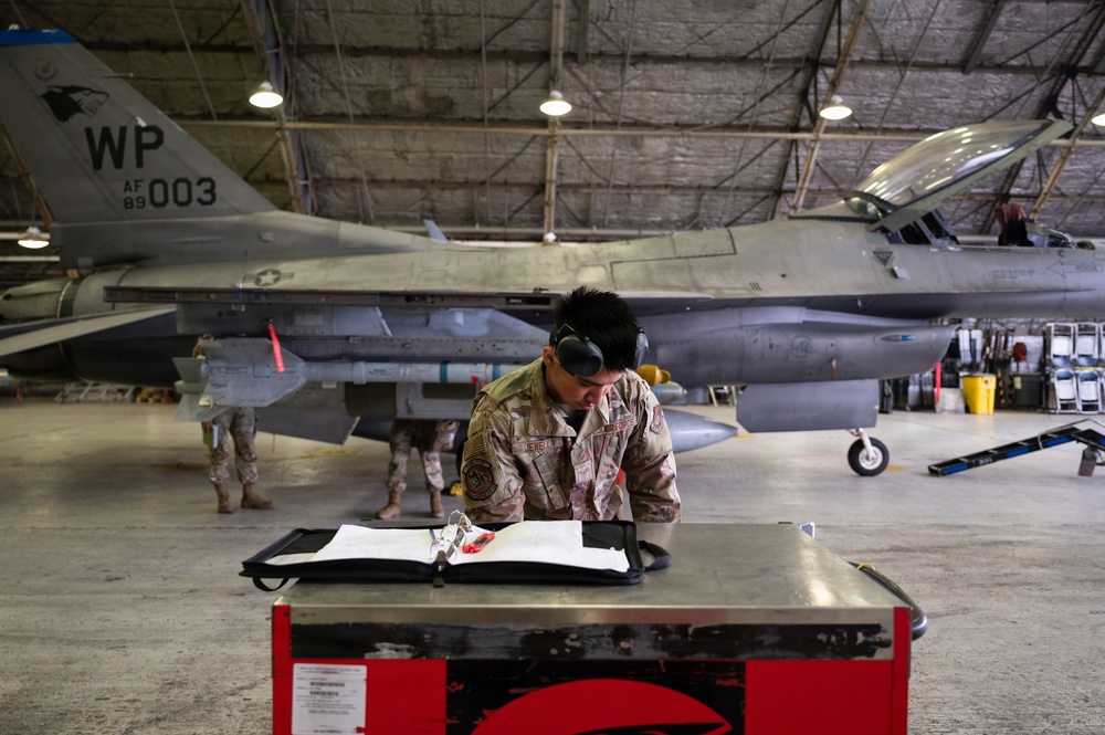 1Q Ammo Bomb Building and Loading Competition