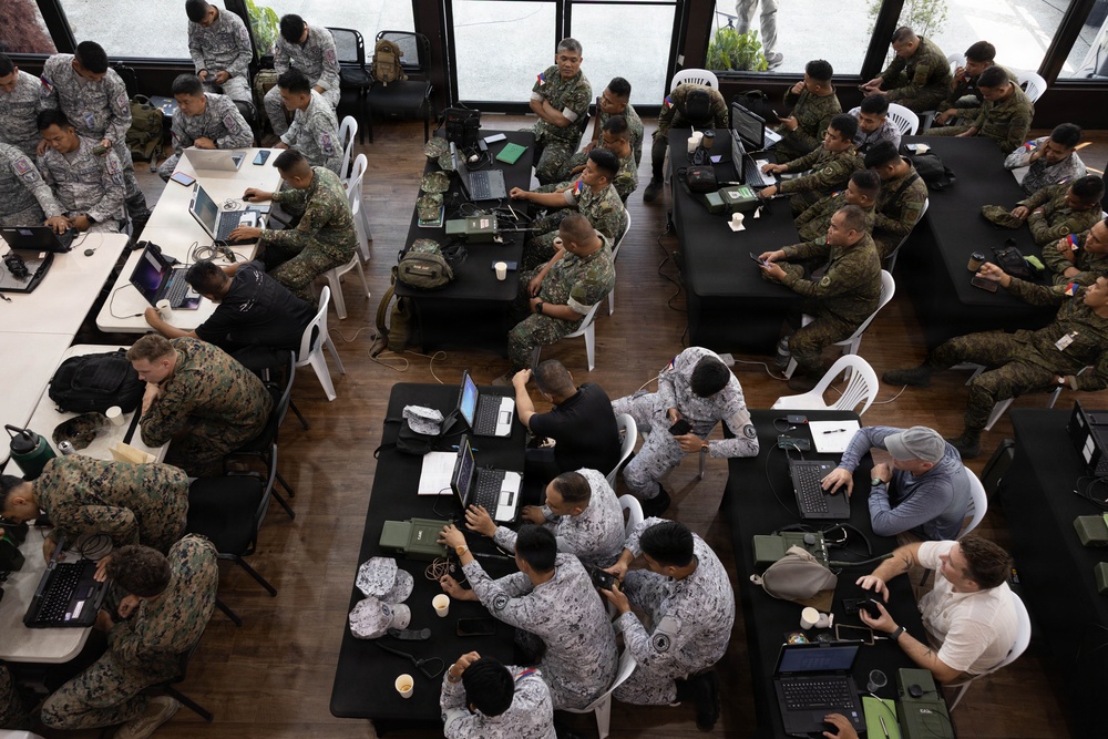 Balikatan 2026: U.S., Philippine service members improve communications capabilities and preparedness