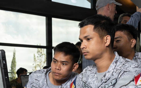 Balikatan 2026: U.S., Philippine service members improve communications capabilities and preparedness