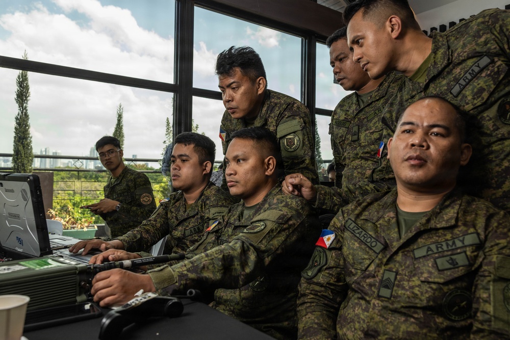 Balikatan 2026: U.S., Philippine service members improve communications capabilities and preparedness