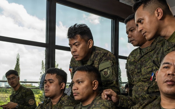 Balikatan 2026: U.S., Philippine service members improve communications capabilities and preparedness