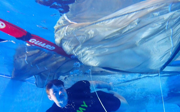 173rd Airborne Brigade Conducts Wet Silk Training